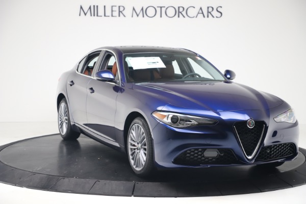 New 2019 Alfa Romeo Giulia Ti Lusso Q4 for sale Sold at Maserati of Greenwich in Greenwich CT 06830 11