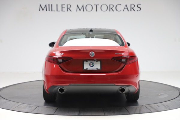 New 2019 Alfa Romeo Giulia Ti Lusso Q4 for sale Sold at Maserati of Greenwich in Greenwich CT 06830 6