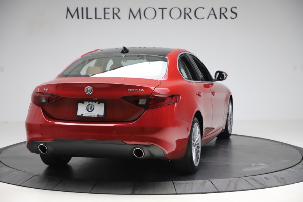 New 2019 Alfa Romeo Giulia Ti Lusso Q4 for sale Sold at Maserati of Greenwich in Greenwich CT 06830 7