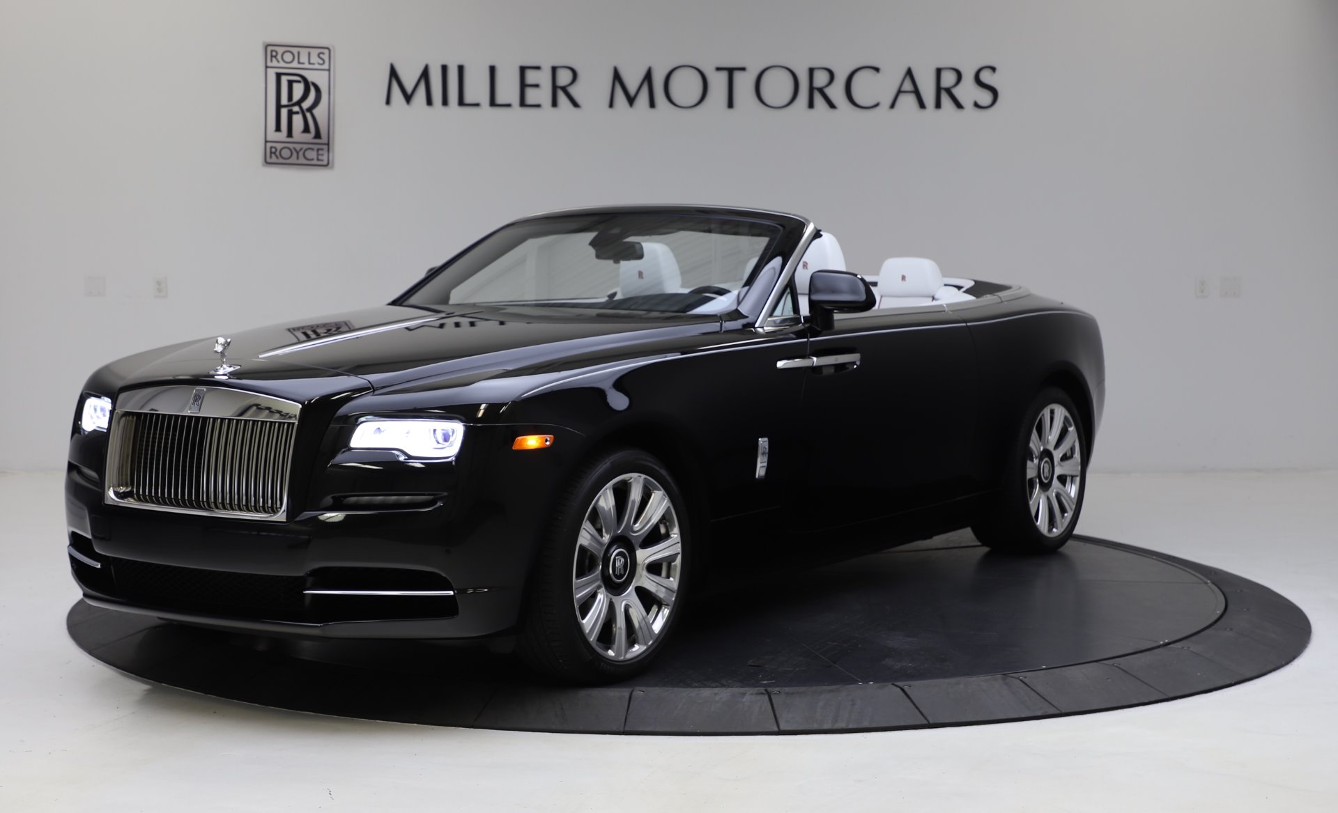 Used 2016 Rolls-Royce Dawn for sale Sold at Maserati of Greenwich in Greenwich CT 06830 1