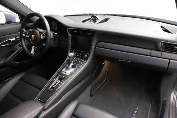 Used 2018 Porsche 911 Carrera 4S for sale Sold at Maserati of Greenwich in Greenwich CT 06830 18