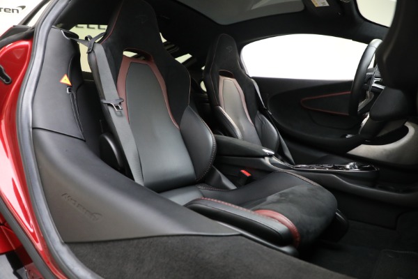 Used 2020 McLaren GT Coupe for sale $157,900 at Maserati of Greenwich in Greenwich CT 06830 26