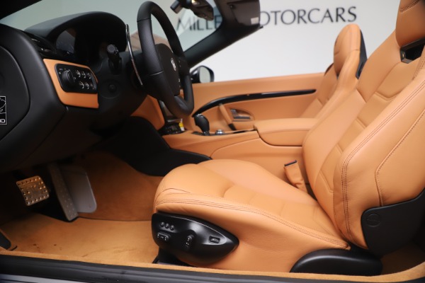 New 2019 Maserati GranTurismo Sport Convertible for sale $161,970 at Maserati of Greenwich in Greenwich CT 06830 20