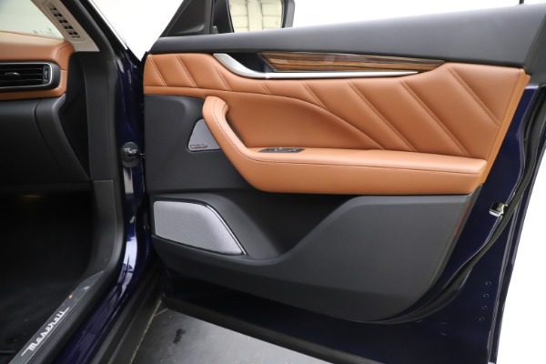 New 2019 Maserati Levante GranLusso for sale Sold at Maserati of Greenwich in Greenwich CT 06830 25