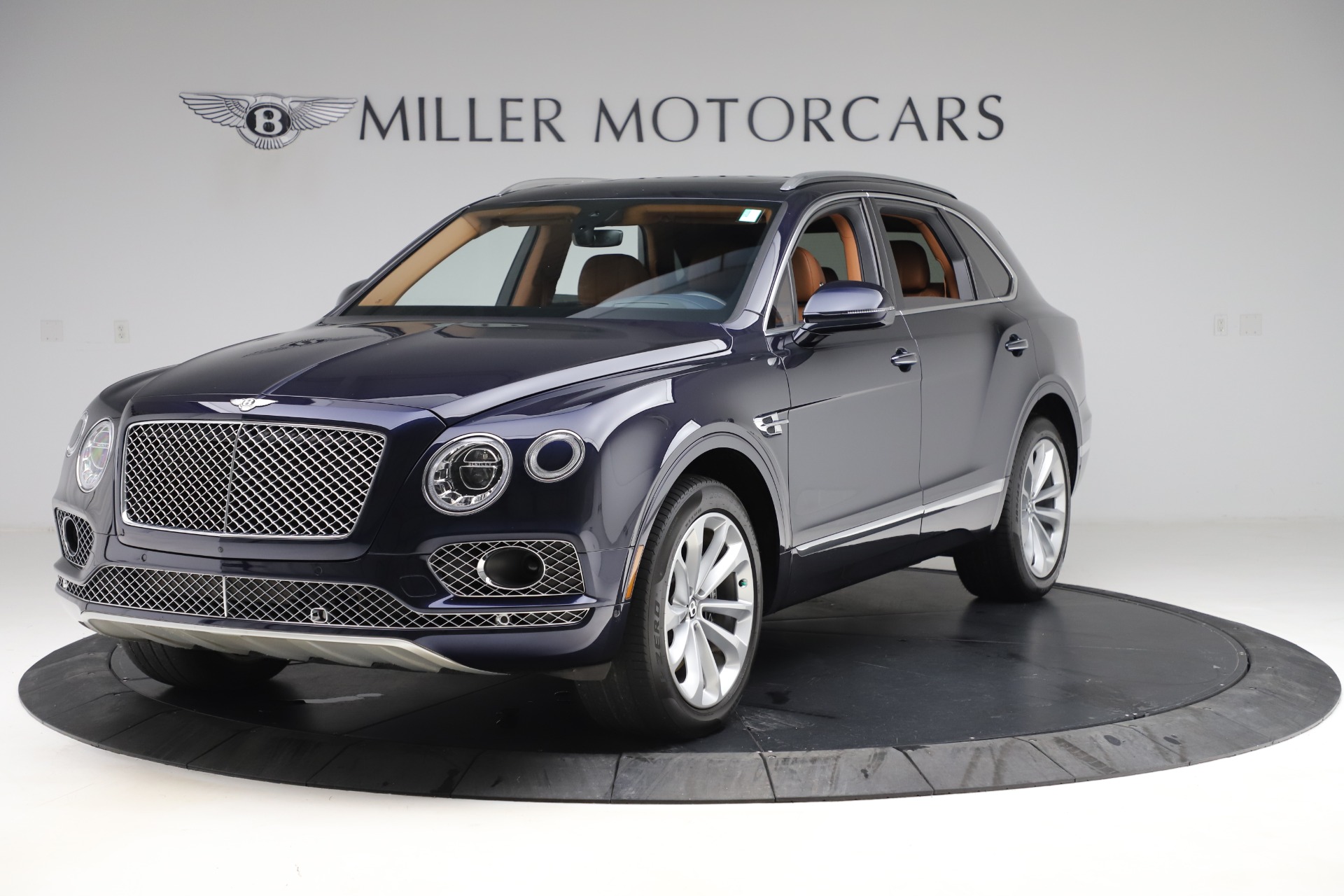 Used 2017 Bentley Bentayga W12 for sale Sold at Maserati of Greenwich in Greenwich CT 06830 1