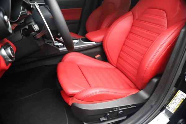 New 2020 Alfa Romeo Giulia Ti Sport Q4 for sale $56,440 at Maserati of Greenwich in Greenwich CT 06830 15
