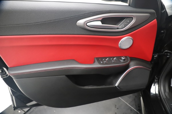 New 2020 Alfa Romeo Giulia Ti Sport Q4 for sale $56,440 at Maserati of Greenwich in Greenwich CT 06830 17