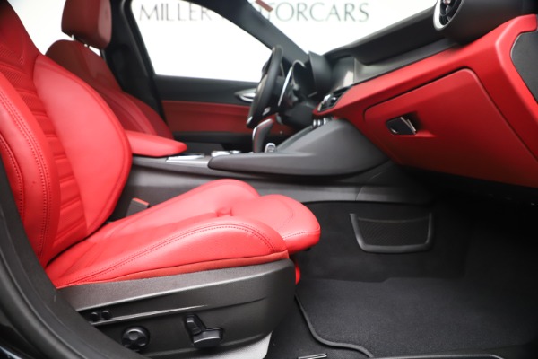 New 2020 Alfa Romeo Giulia Ti Sport Q4 for sale $56,440 at Maserati of Greenwich in Greenwich CT 06830 23