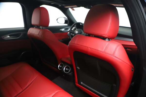 New 2020 Alfa Romeo Giulia Ti Sport Q4 for sale $56,440 at Maserati of Greenwich in Greenwich CT 06830 28