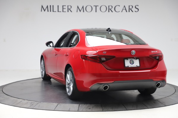 New 2020 Alfa Romeo Giulia Q4 for sale Sold at Maserati of Greenwich in Greenwich CT 06830 5