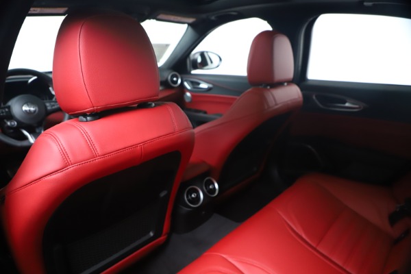 New 2020 Alfa Romeo Giulia Ti Sport Q4 for sale $53,790 at Maserati of Greenwich in Greenwich CT 06830 20