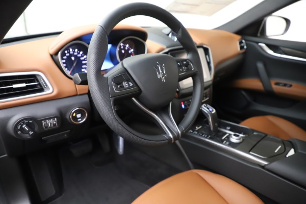 New 2020 Maserati Ghibli S Q4 for sale Sold at Maserati of Greenwich in Greenwich CT 06830 13