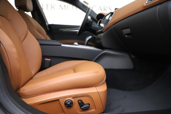 New 2020 Maserati Ghibli S Q4 for sale Sold at Maserati of Greenwich in Greenwich CT 06830 23