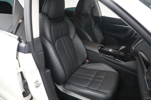 New 2020 Maserati Levante Q4 GranSport for sale $81,385 at Maserati of Greenwich in Greenwich CT 06830 17