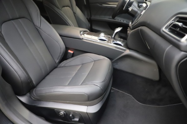 New 2020 Maserati Ghibli S Q4 GranSport for sale $90,285 at Maserati of Greenwich in Greenwich CT 06830 24