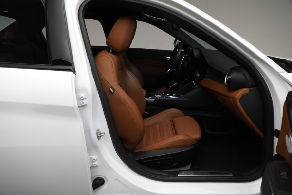Used 2020 Alfa Romeo Giulia Ti Sport for sale Sold at Maserati of Greenwich in Greenwich CT 06830 25