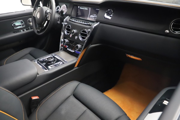 New 2020 Rolls-Royce Cullinan for sale $385,525 at Maserati of Greenwich in Greenwich CT 06830 17