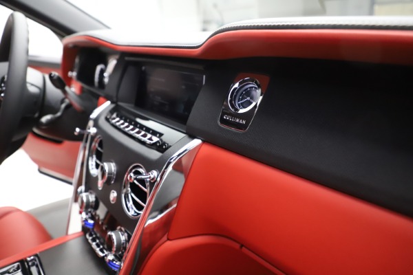 New 2020 Rolls-Royce Cullinan for sale Call for price at Maserati of Greenwich in Greenwich CT 06830 23