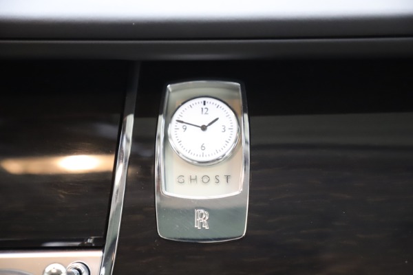 Used 2015 Rolls-Royce Ghost for sale Sold at Maserati of Greenwich in Greenwich CT 06830 24