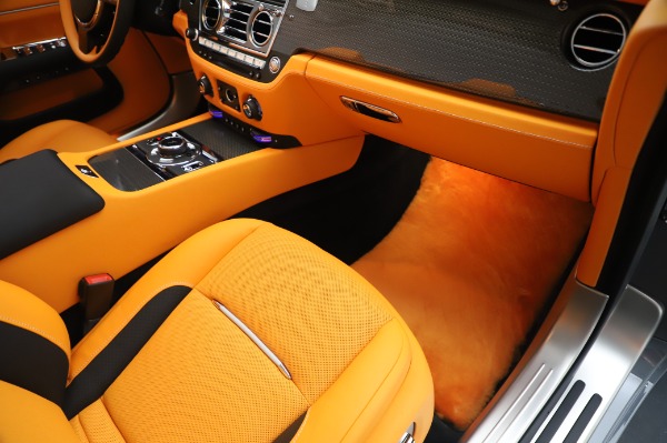 New 2020 Rolls-Royce Dawn Black Badge for sale $482,125 at Maserati of Greenwich in Greenwich CT 06830 26