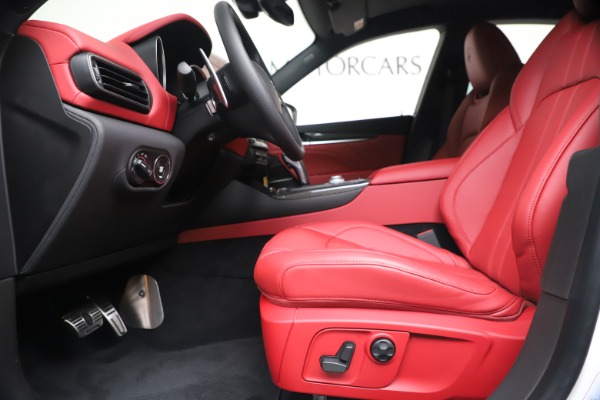 New 2020 Maserati Levante S Q4 GranSport for sale $101,085 at Maserati of Greenwich in Greenwich CT 06830 18