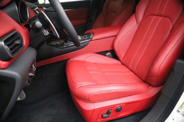 New 2020 Maserati Levante S Q4 GranSport for sale $101,085 at Maserati of Greenwich in Greenwich CT 06830 19