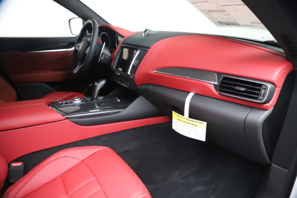 New 2020 Maserati Levante S Q4 GranSport for sale $101,085 at Maserati of Greenwich in Greenwich CT 06830 28