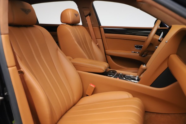 Used 2016 Bentley Flying Spur V8 for sale $114,900 at Maserati of Greenwich in Greenwich CT 06830 24