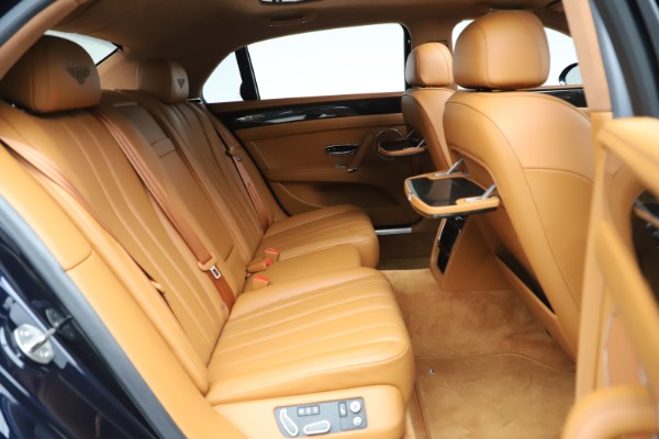 Used 2016 Bentley Flying Spur V8 for sale $114,900 at Maserati of Greenwich in Greenwich CT 06830 26