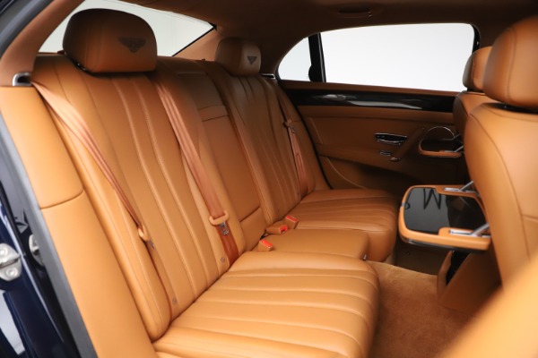 Used 2016 Bentley Flying Spur V8 for sale $114,900 at Maserati of Greenwich in Greenwich CT 06830 27