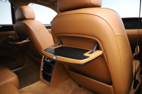 Used 2016 Bentley Flying Spur V8 for sale $114,900 at Maserati of Greenwich in Greenwich CT 06830 28
