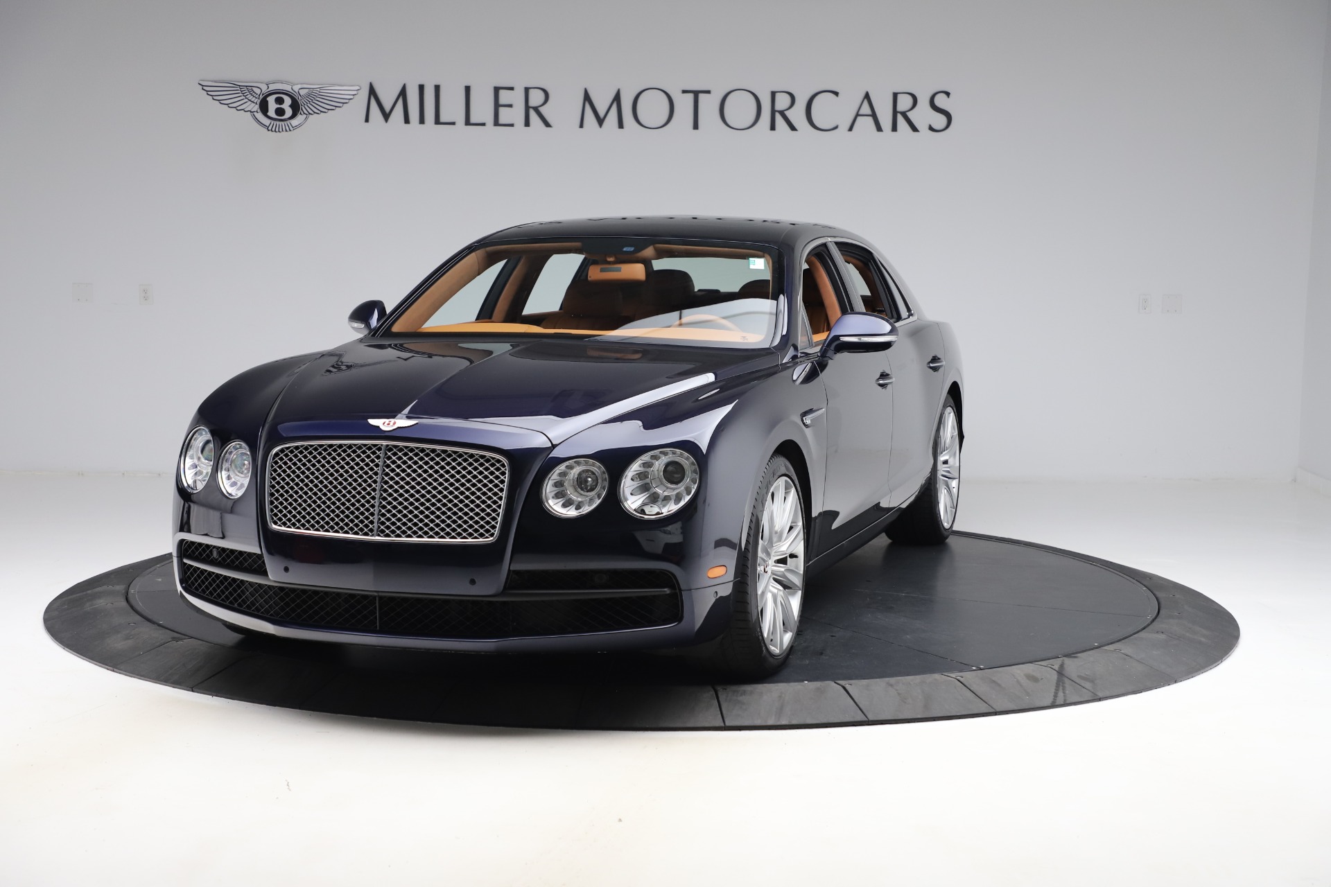 Used 2016 Bentley Flying Spur V8 for sale $114,900 at Maserati of Greenwich in Greenwich CT 06830 1