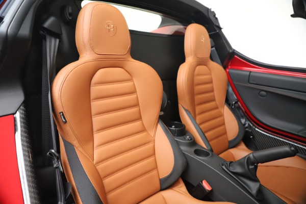 New 2020 Alfa Romeo 4C Spider for sale $82,395 at Maserati of Greenwich in Greenwich CT 06830 25