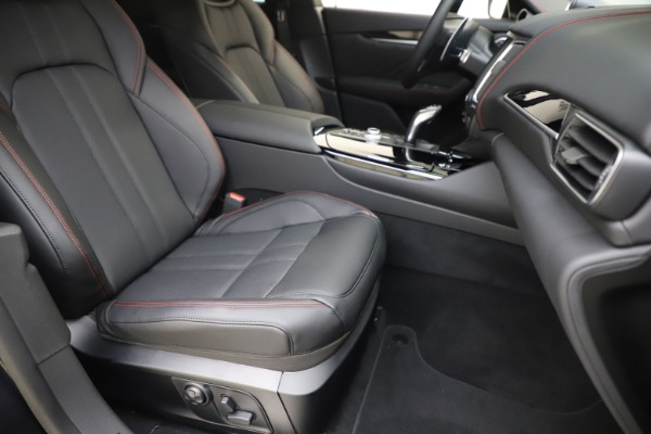 New 2020 Maserati Levante Q4 GranSport for sale $73,058 at Maserati of Greenwich in Greenwich CT 06830 24