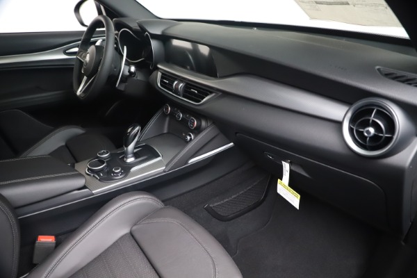 New 2019 Alfa Romeo Stelvio Ti Sport Q4 for sale $53,990 at Maserati of Greenwich in Greenwich CT 06830 22