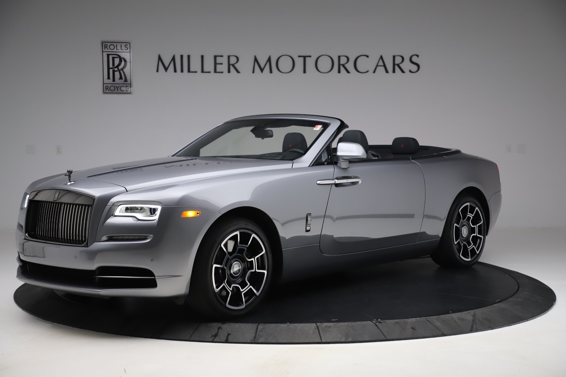 Used 2019 Rolls-Royce Dawn Black Badge for sale $355,900 at Maserati of Greenwich in Greenwich CT 06830 1