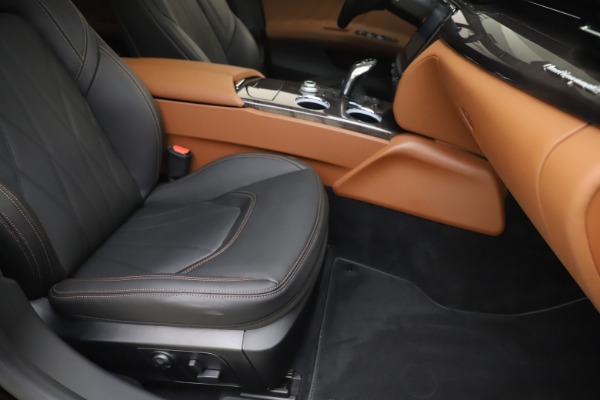 New 2020 Maserati Quattroporte S Q4 GranLusso for sale Sold at Maserati of Greenwich in Greenwich CT 06830 24