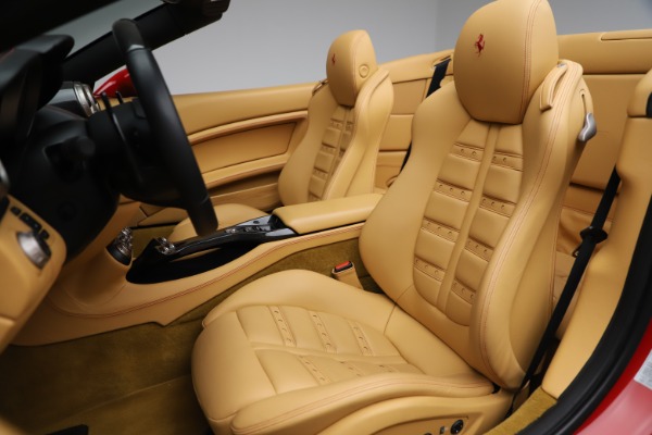 Used 2014 Ferrari California 30 for sale $127,900 at Maserati of Greenwich in Greenwich CT 06830 20