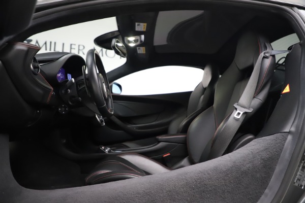 Used 2017 McLaren 570GT for sale $145,900 at Maserati of Greenwich in Greenwich CT 06830 10