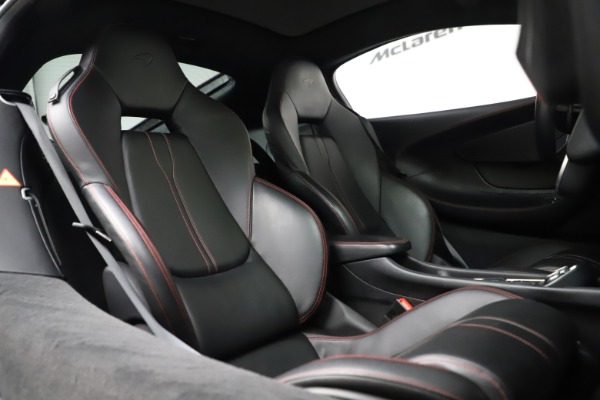 Used 2017 McLaren 570GT for sale $140,900 at Maserati of Greenwich in Greenwich CT 06830 14