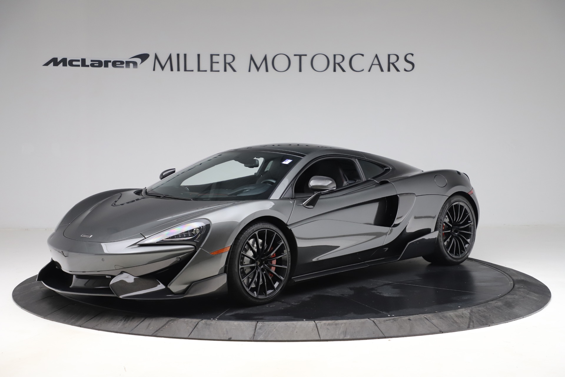 Used 2017 McLaren 570GT for sale $145,900 at Maserati of Greenwich in Greenwich CT 06830 1