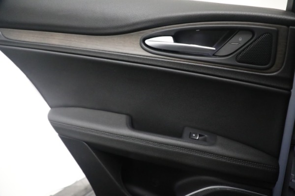 Used 2020 Alfa Romeo Stelvio Ti Q4 for sale $33,900 at Maserati of Greenwich in Greenwich CT 06830 22