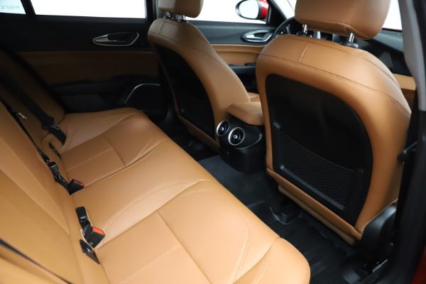 Used 2020 Alfa Romeo Giulia Q4 for sale Sold at Maserati of Greenwich in Greenwich CT 06830 21