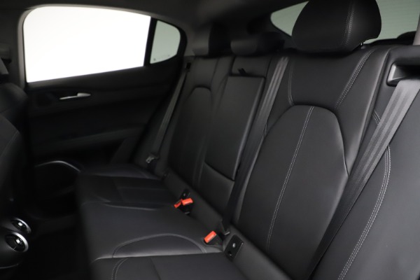 New 2020 Alfa Romeo Stelvio Q4 for sale $36,900 at Maserati of Greenwich in Greenwich CT 06830 24