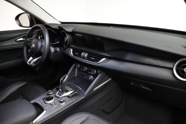 New 2020 Alfa Romeo Stelvio Q4 for sale $36,900 at Maserati of Greenwich in Greenwich CT 06830 25