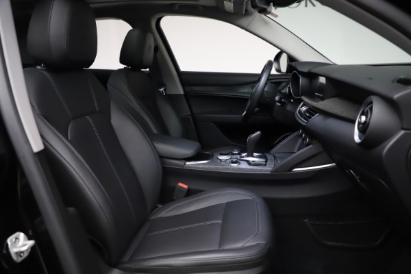 New 2020 Alfa Romeo Stelvio Q4 for sale $36,900 at Maserati of Greenwich in Greenwich CT 06830 26
