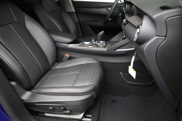 New 2020 Alfa Romeo Stelvio Ti Q4 for sale Sold at Maserati of Greenwich in Greenwich CT 06830 24