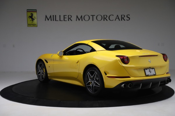 Used 2015 Ferrari California T for sale Sold at Maserati of Greenwich in Greenwich CT 06830 15