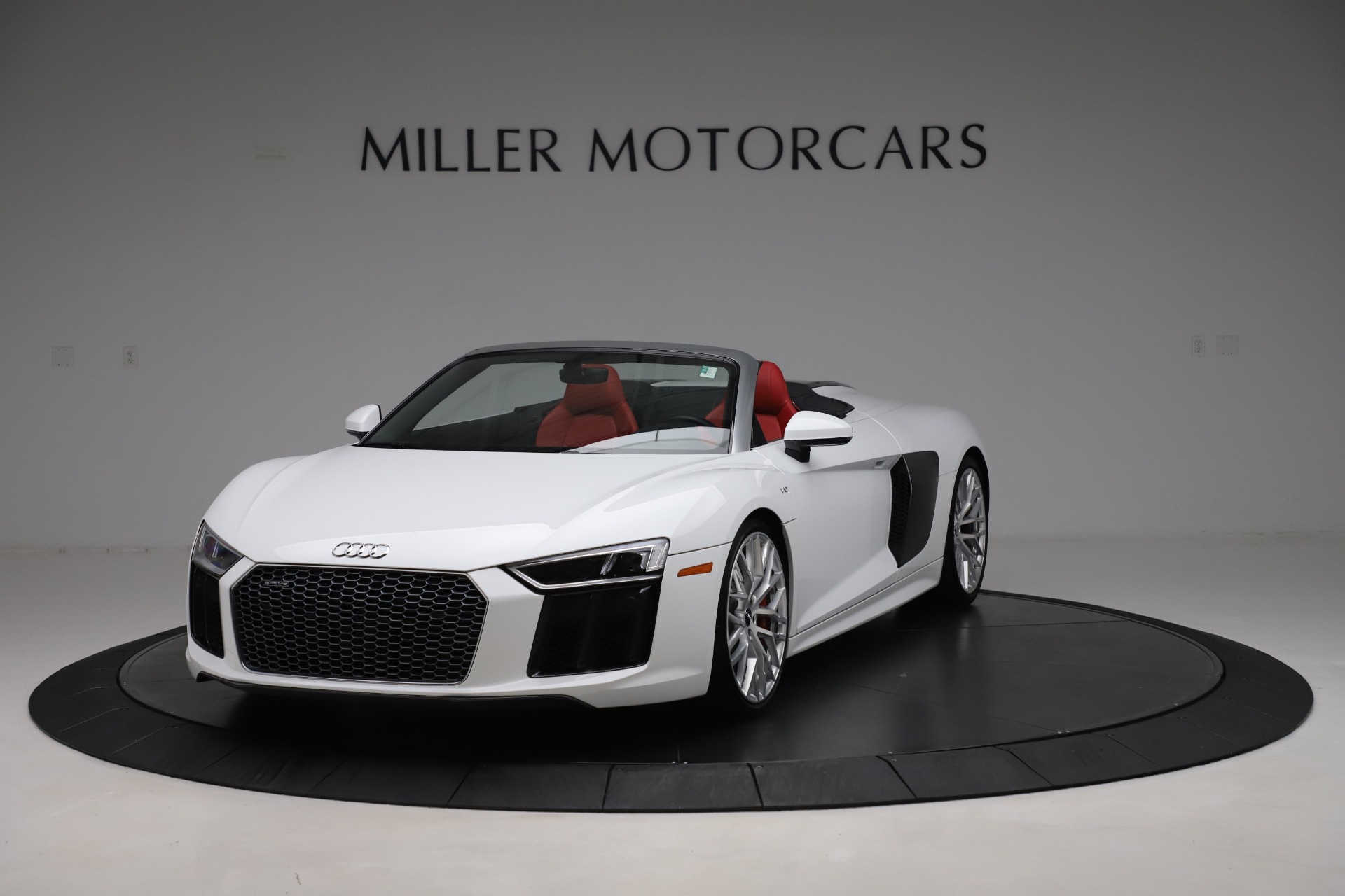 Used 2017 Audi R8 5.2 quattro V10 Spyder for sale Sold at Maserati of Greenwich in Greenwich CT 06830 1