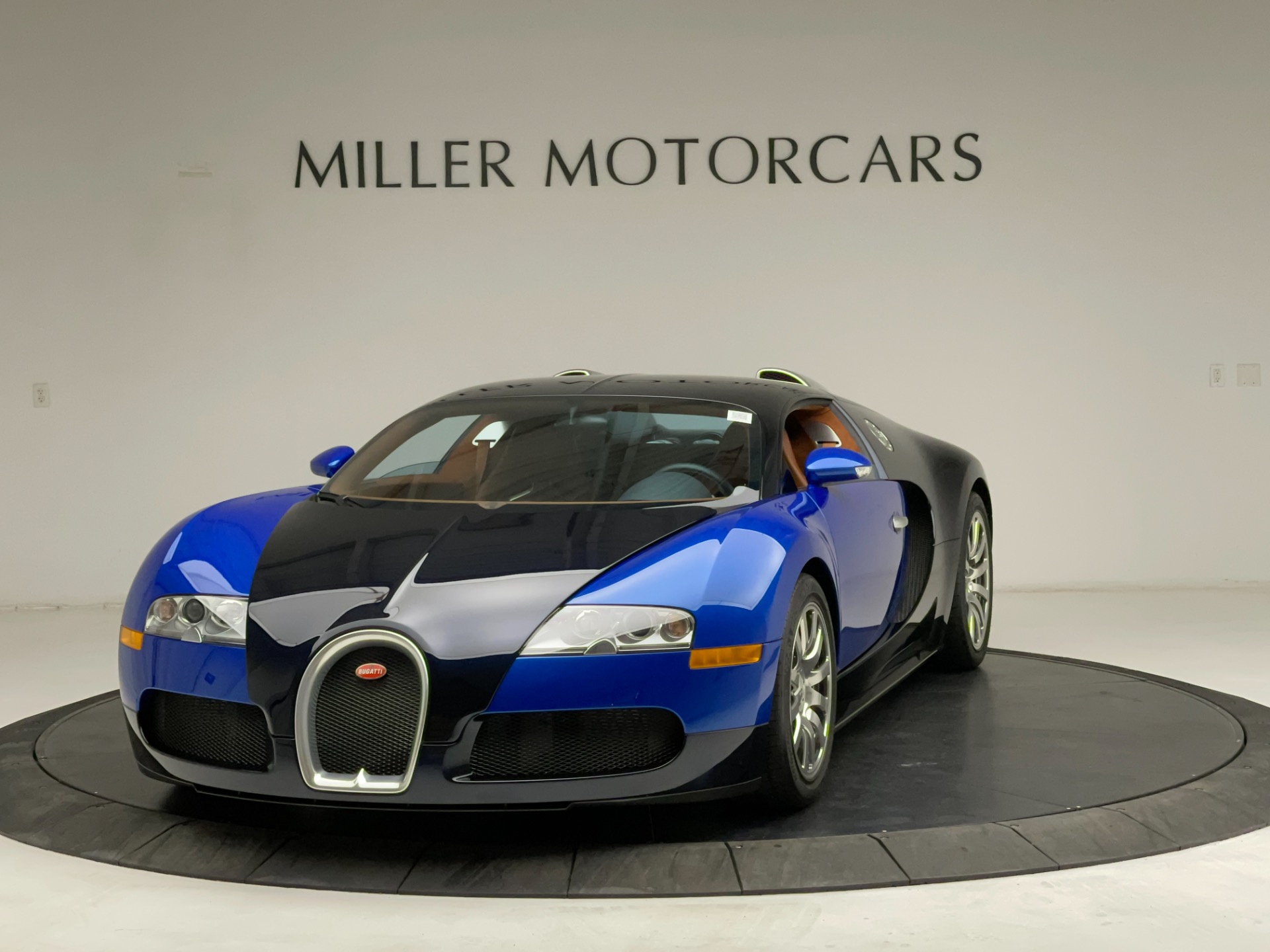 Used 2008 Bugatti Veyron 16.4 for sale Sold at Maserati of Greenwich in Greenwich CT 06830 1